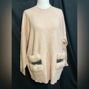 Pale Pink Super Soft and Comfy Sweater w/ the Fluffiest Fanciest Pockets!!